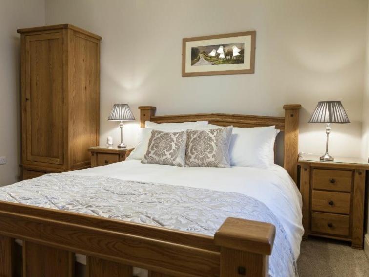 ניוטאון Parkers House Bed & Breakfast מראה חיצוני תמונה