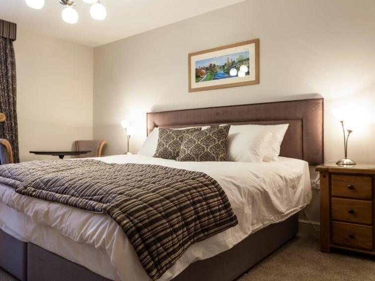 ניוטאון Parkers House Bed & Breakfast מראה חיצוני תמונה