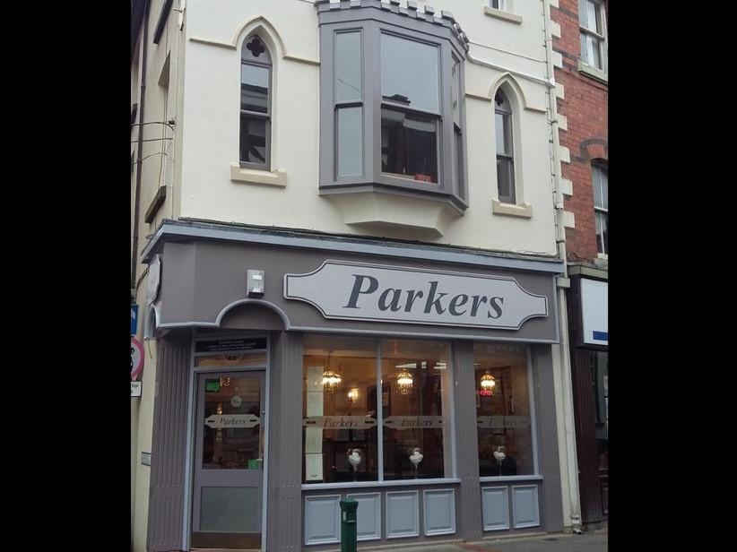 ניוטאון Parkers House Bed & Breakfast מראה חיצוני תמונה